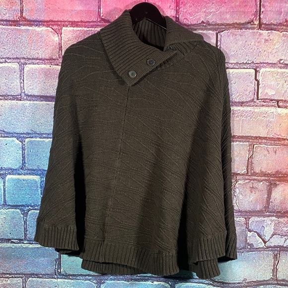 Leo & Nicole Brown Knit Poncho Sweater Asymmetrical Collar S/M Cozy Fall Winter - Picture 1 of 11